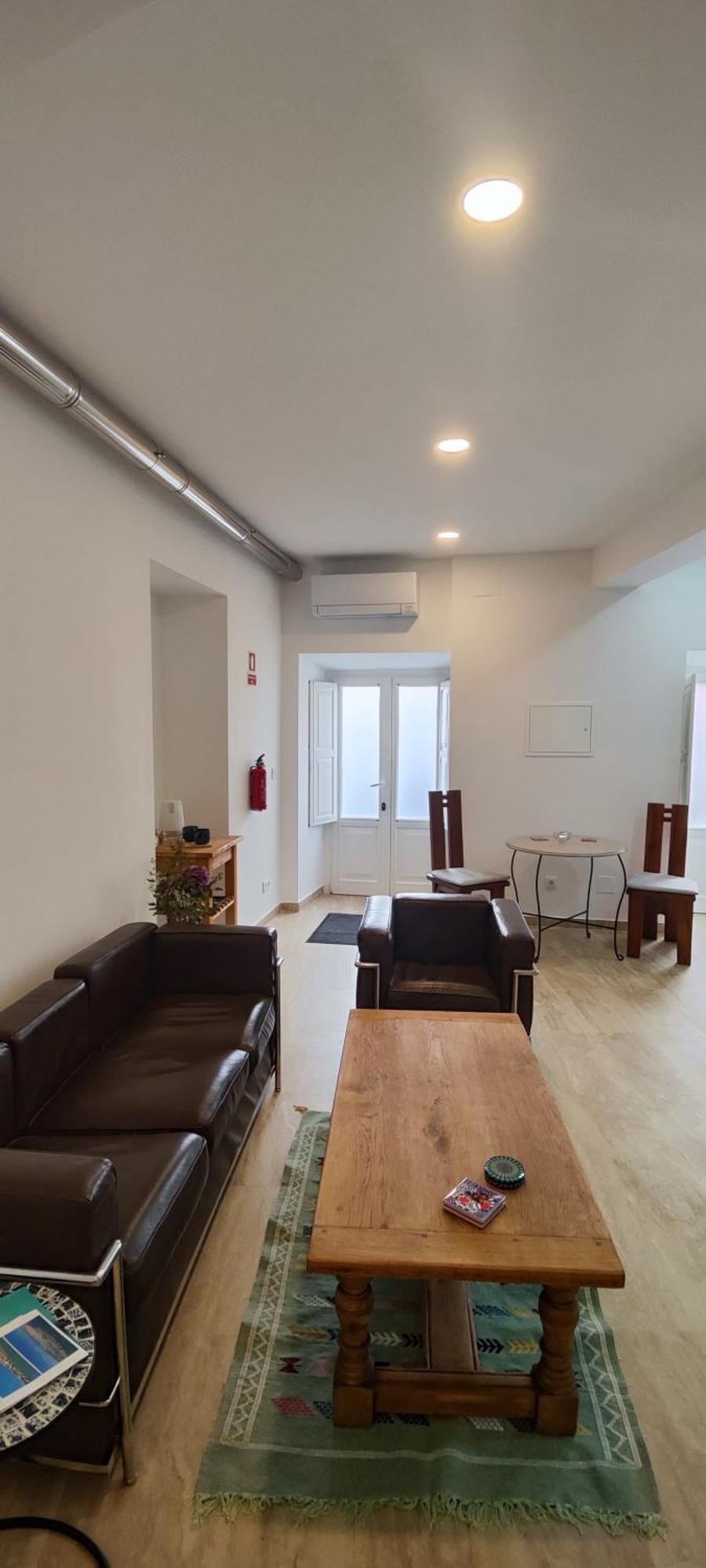 Cinco Botelho Apartamento *